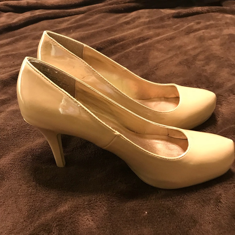 Cream Heels